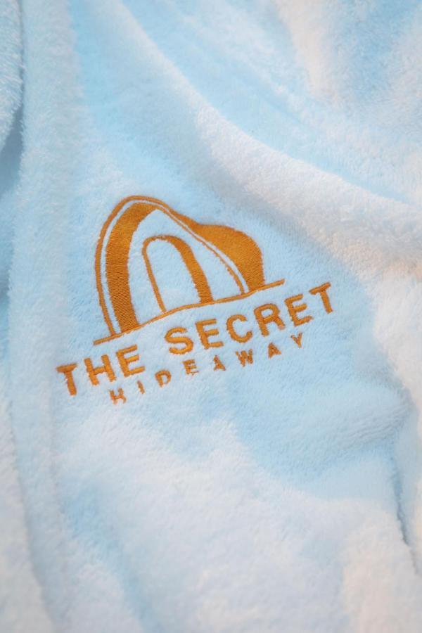 The Secret Hideaway Apartment Пеникук Екстериор снимка